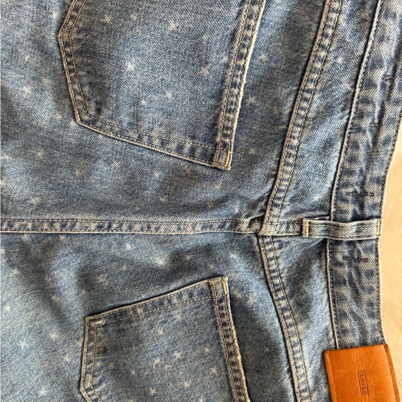Closed Blue Denim Jeans, cropped with star design - Picture 4 of 6